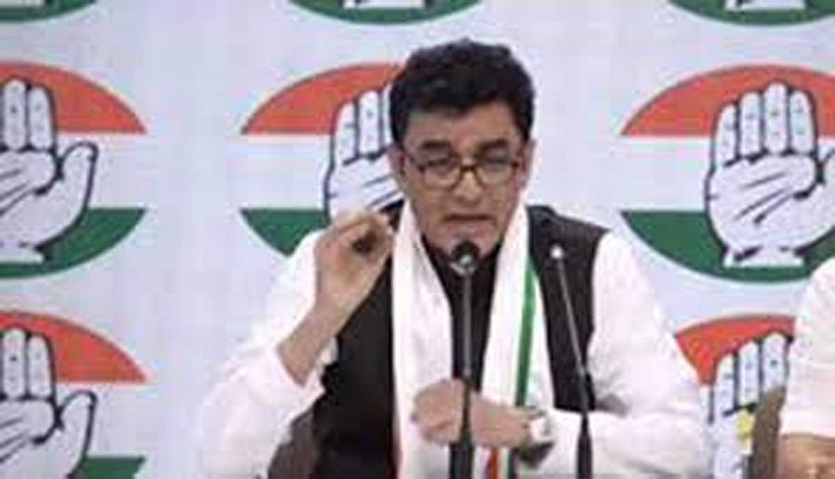 बालासोर रेल हादसे में वैष्णव के खिलाफ प्राथमिकी दर्ज हो : कांग्रेस